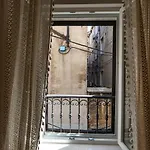 Stanley Helenski - In Old Town דירה *