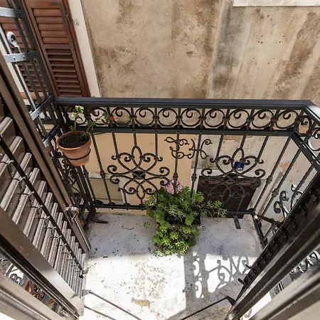 Apartment Stanley Helenski - In Old Town