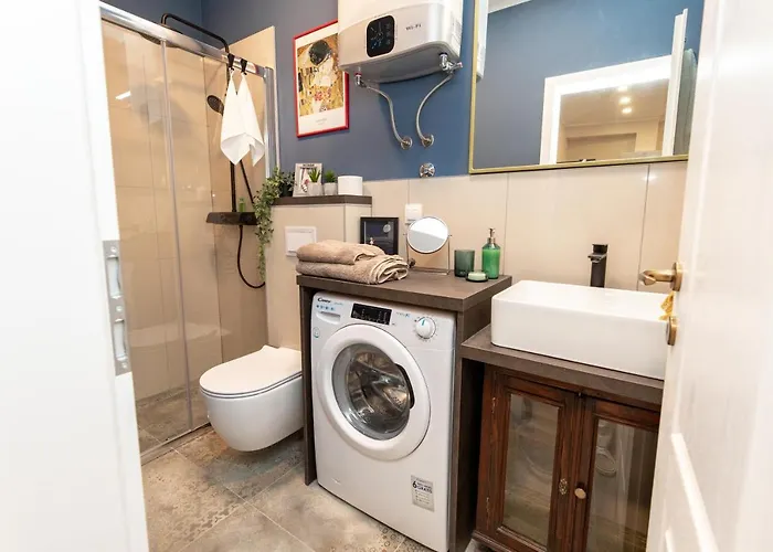 Stanley Helenski - In Old Town