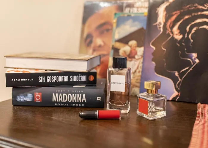 Stanley Helenski - In Old Town Sibenik