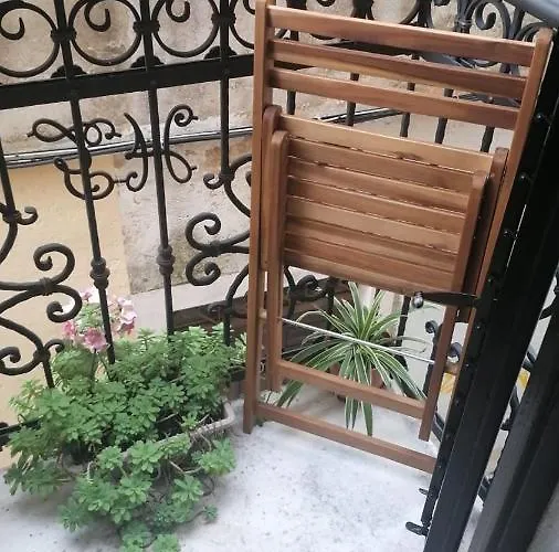 Stanley Helenski - In Old Town * Sibenik